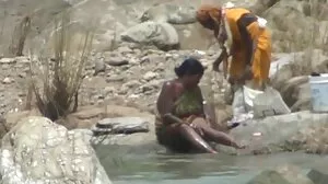 క్రిస్ లుక్స్ మరియు ఫక్స్ రన్‌వే మోడల్ లాగా తెలుగు సెక్స్ బ్లూ ఫిలిం కావాలి ఉంది